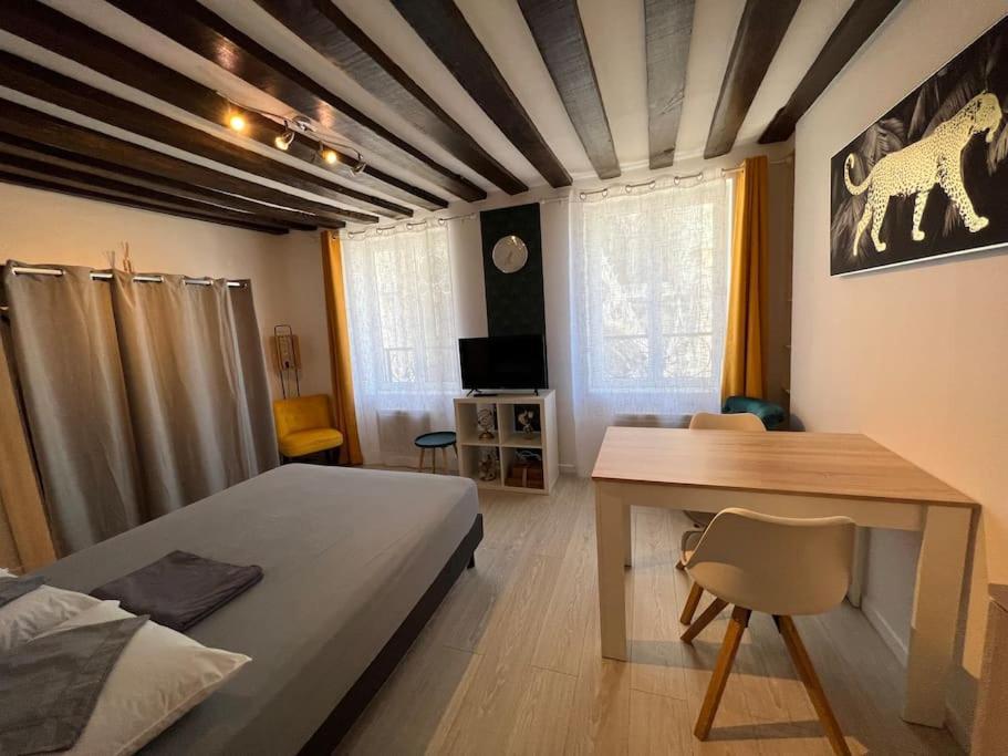 Appartement Vue Cathedrale- Centre Ville Meaux-Gare-Disney Extérieur photo